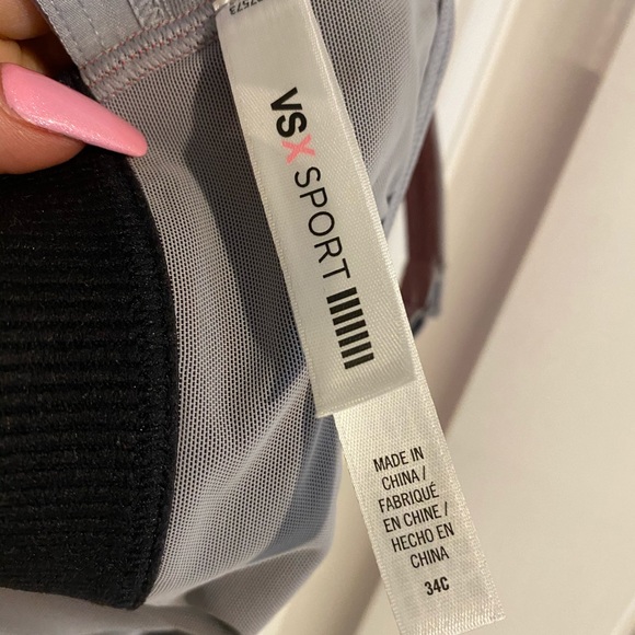 Victoria’s Secret front zip sports bra hot pink - Picture 2 of 3